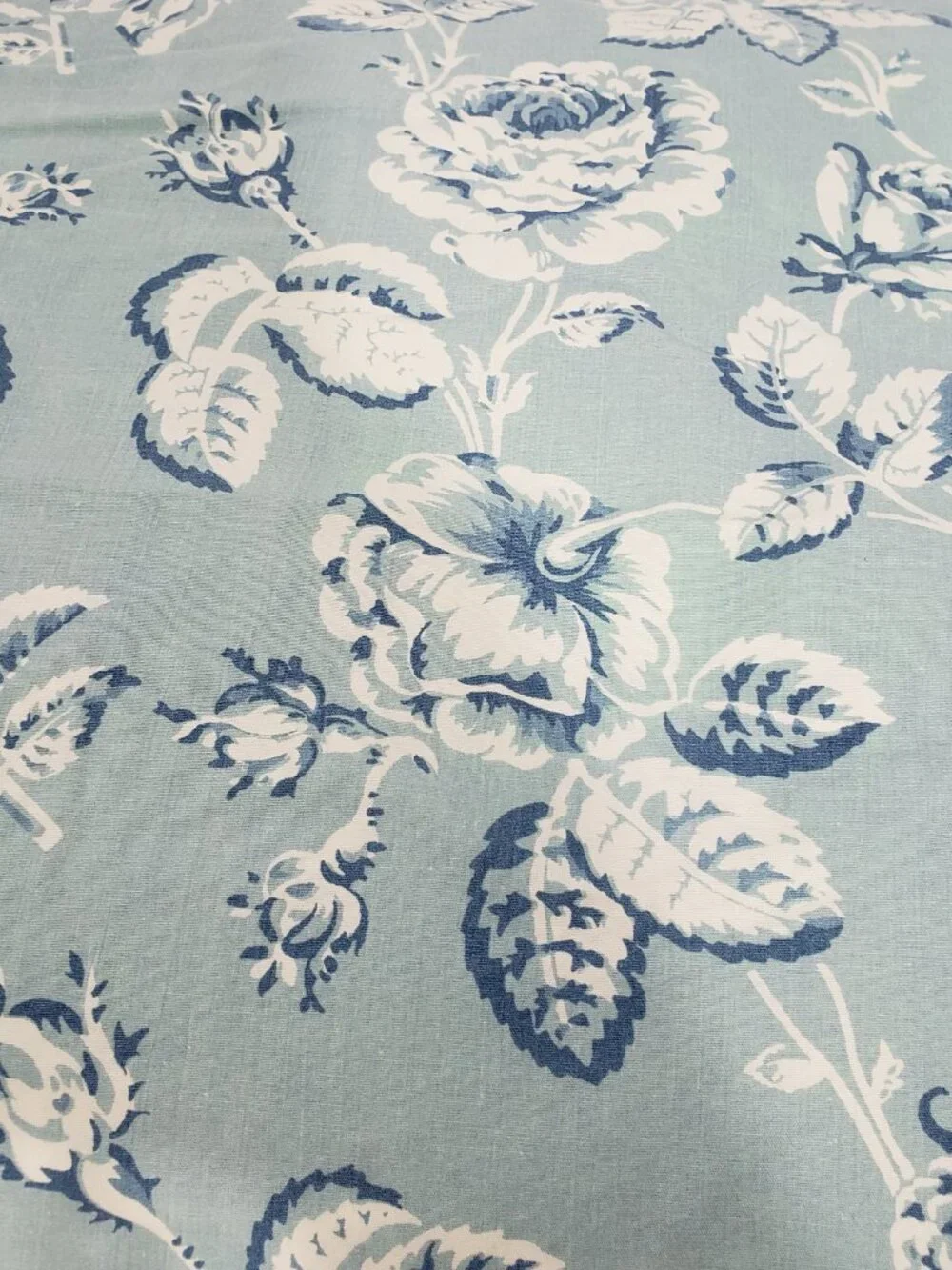 Ralph Lauren  Meadowland  Blue White Floral Roses  King Duvet